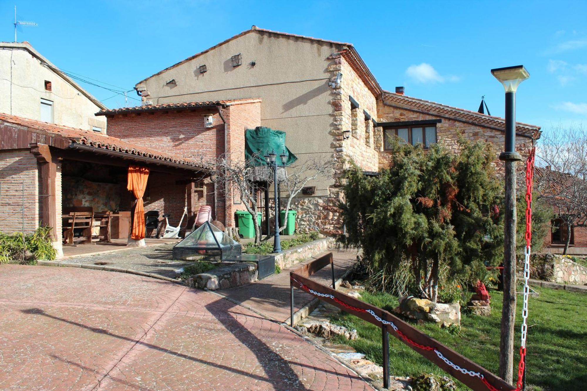 בית הארחה Espeja de San Marcelino 	La Chimenea De Soria I Y I I מראה חיצוני תמונה